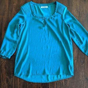 Green satin pull and bear shirt